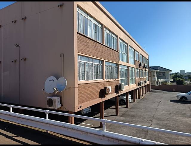 1 BEDROOM FLAT TO LET IN MORNINGSIDE